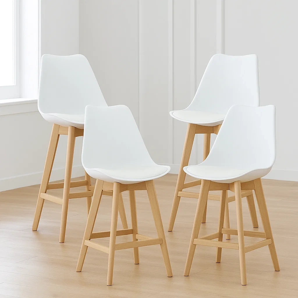 Lot de 4 tabourets de bar polypropylène blanc pieds bois de hêtre